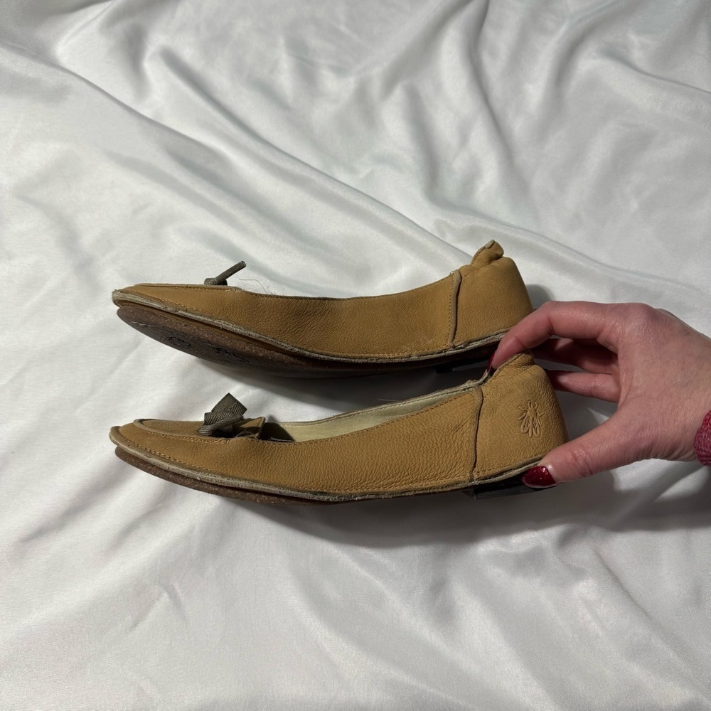 Fly London Flats Light Brown Size 37 (6.5) Leather - Picture 3 of 10